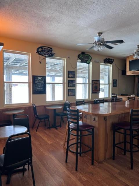 White Sands Inn, Marina, Bar & Grill Port Isabel Bagian luar foto